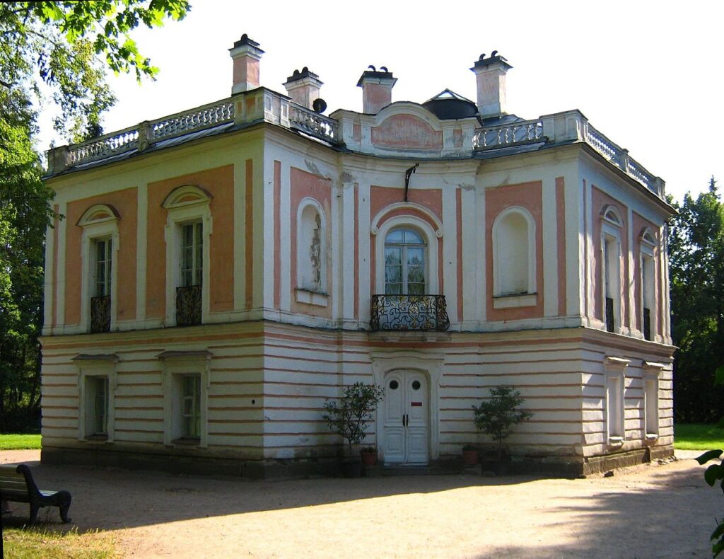 Ораниенбаум, дворец Петра III. Построен для будущего императора по проекту Антонио Ринальди в 1758-1760
