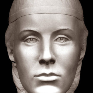 Княгиня Елена Глинская, скульптурная реконструкция по черепу, С. А. Никитин